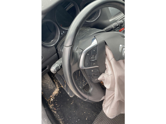 Руль Citroen C4 II 2011 - 2016 года 96726952EQ