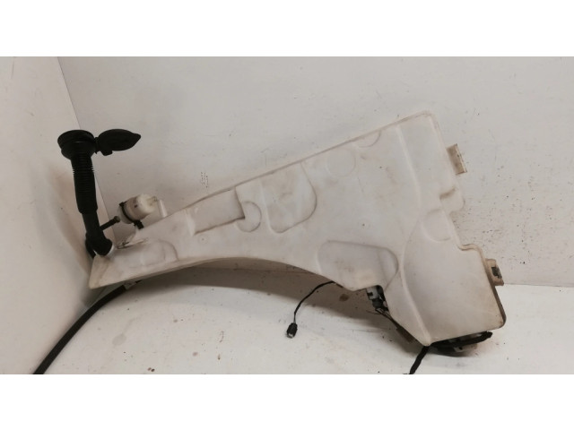 Бачок оконной жидкости    