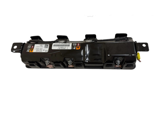 Подушка безопасности для колен 100525900F, 0589P1000553 Tesla Model S