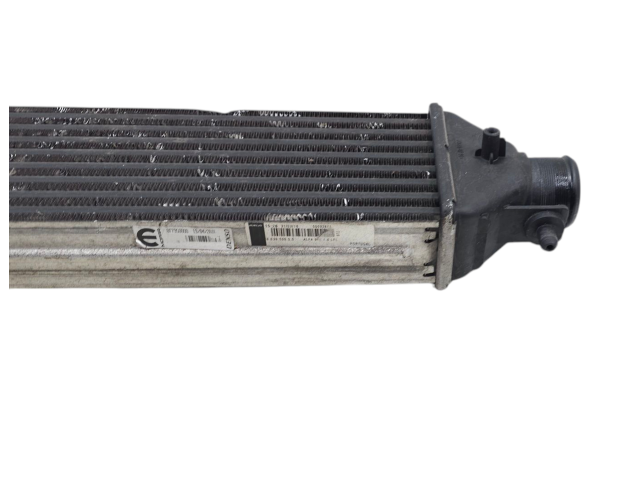 Интеркулер 50539340, 50532811 Alfa Romeo Giulietta