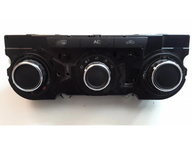 Блок управления климат-контролем 3T0820047M   Skoda Yeti (5L)