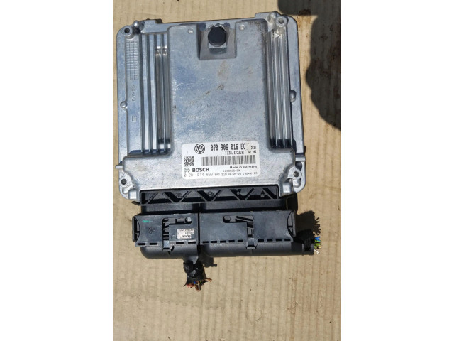 Řídící jednotka 070906016EC Volkswagen Multivan T5 2009