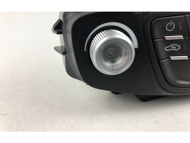 Блок управления кондиционера воздуха / климата/ печки (в салоне) AV1T18C612    Ford B-MAX   