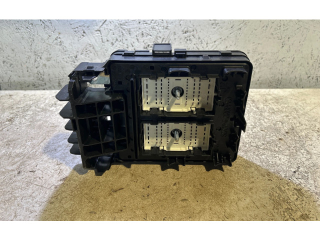 Блок предохранителей 68347002AC, 0937353006F   Jeep Grand Cherokee WL    