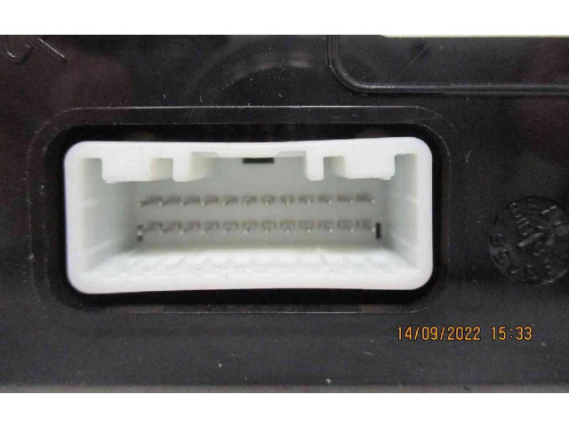 Дисплей    957101H700, 957101H700   KIA Ceed