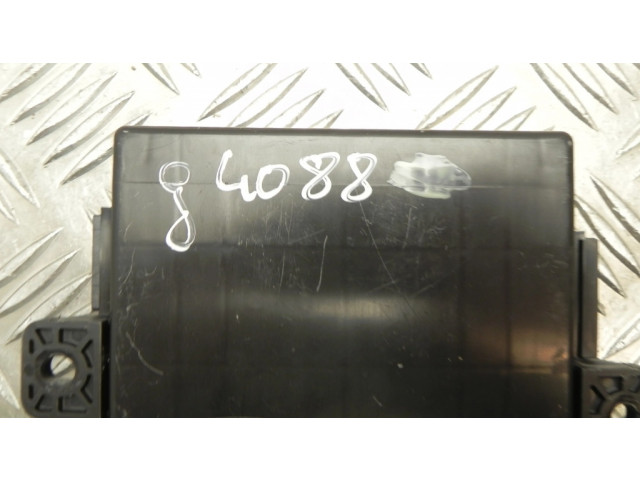 Блок управления 670108575, G4088 Maserati Levante