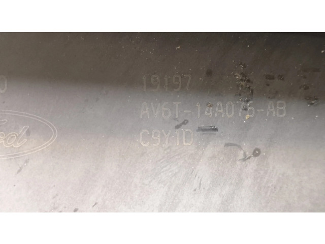 Pojistková skříňka AV6T14A142AB, EM5T14K733BAM Ford Focus 2013