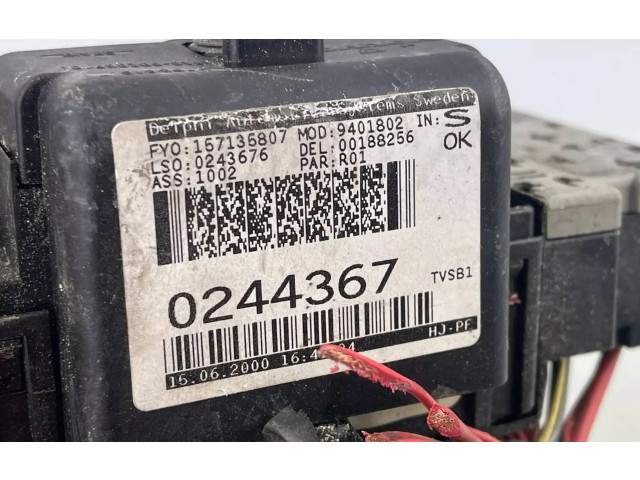 Блок предохранителей  9401802, 0244367   Volvo XC90    