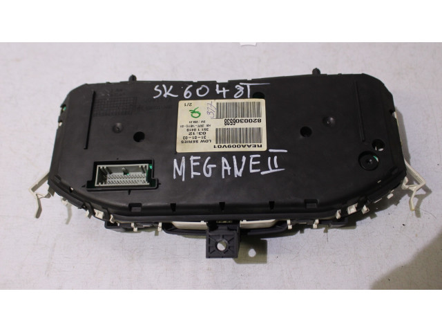 Přístrojová deska Renault Megane II 2002 8200306538