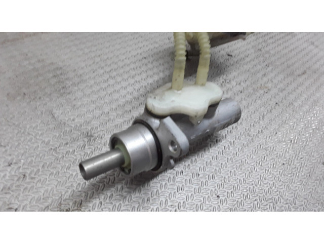 Главный тормозной цилиндр