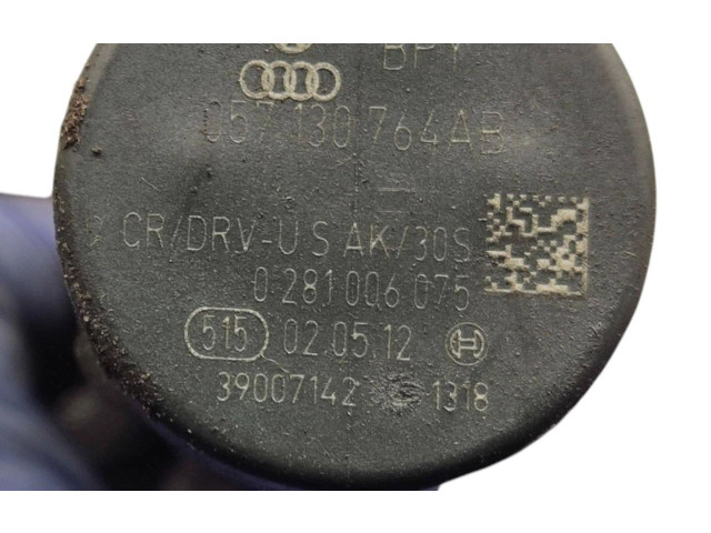 Топливная рампа 03L130089J, 03L089JP0   Skoda Octavia Mk2 (1Z)  