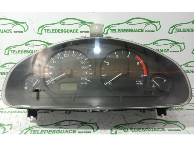 Панель приборов MR915790 Mitsubishi Carisma