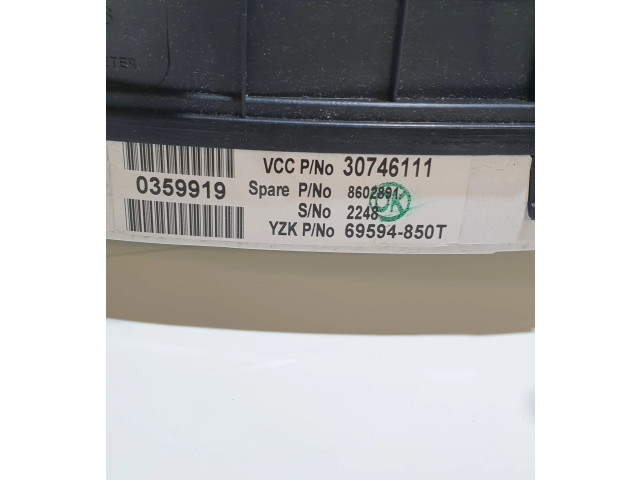 Панель приборов 30746111, 8602891   Volvo XC90       