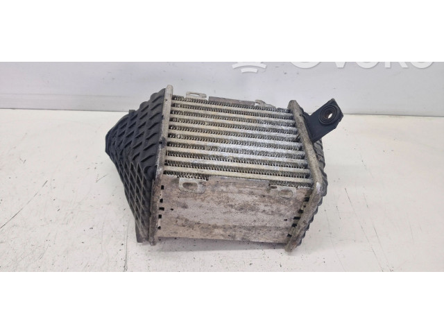 Интеркулер  1H0146805   Volkswagen Golf III 