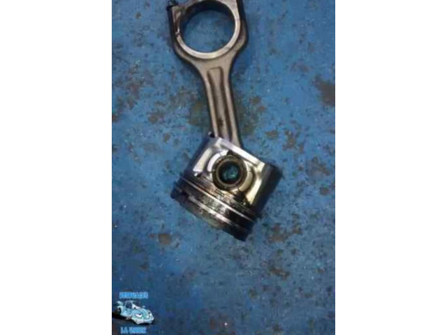  Поршень    Citroen C4 I Picasso  