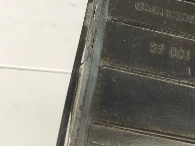 Панель приборов 0105425906, 1235425601   Mercedes-Benz 200 300 W123       