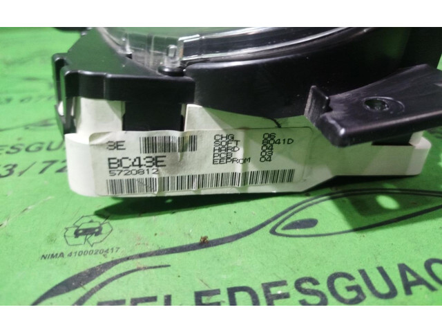 Přístrojová deska Nissan Micra 2005 BC43E