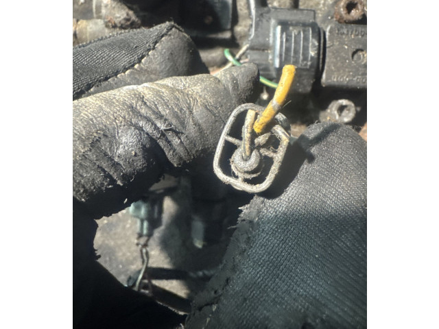 Топливный насос    09650050207, 11C025043   Mazda 626