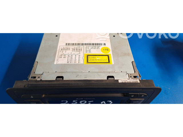 Турбина Радио/ проигрыватель CD/DVD / навигация Audi A3 S3 8P  8p0035152C         