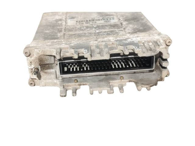 Блок управления двигателя 074906021A, 0281001306   Volkswagen Transporter - Caravelle T4