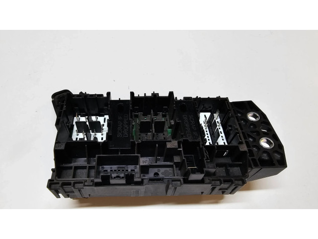 Блок предохранителей 68347016AD   Jeep Grand Cherokee WL    