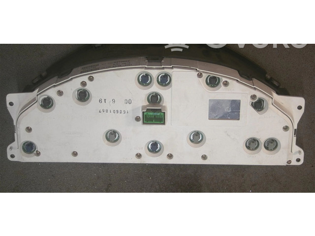 Панель приборов Volvo V70