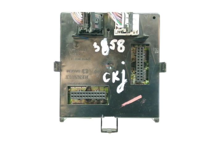 Pojistková skříňka Řídící jednotka BSM 216532948 Renault Vel Satis 2003