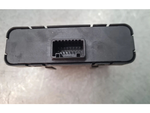 Блок комфорта 284Z15104R, F005V04129   Dacia Duster II   