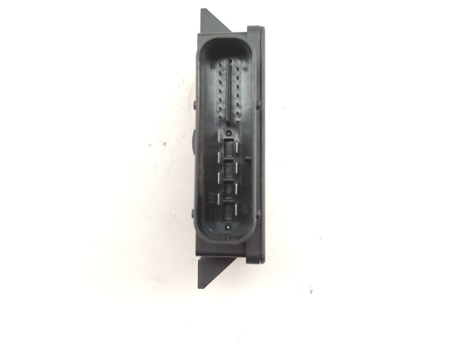 Модуль управления ручным тормозом