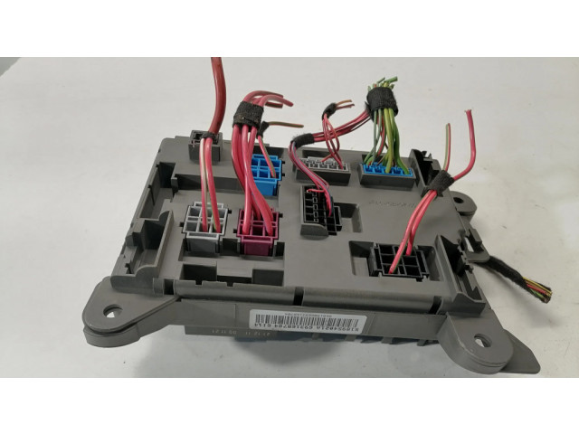 Pojistková skříňka 693168704 BMW X5 E70 2012