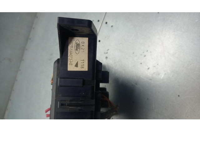 Turbodmychadlo Ящик предохранителей (комплект) Ford Mondeo Mk III