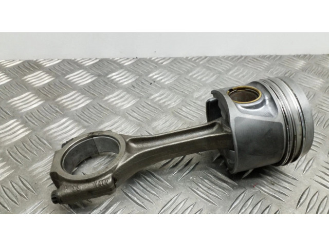 Píst 038J, V400 Audi A3 S3 A3 Sportback 8P pro Jiný motor 0.0