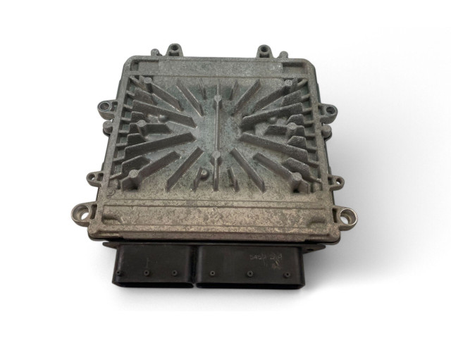 Блок управления двигателем Блок управления 31303095AC, 0281016616   Volvo V70