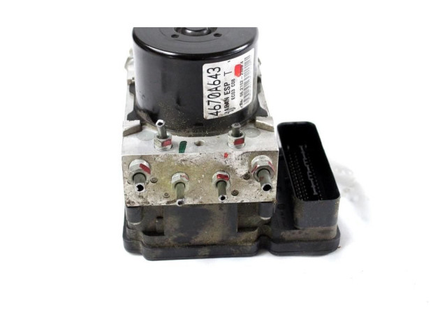 Форсунка 4670A643 Citroen C4 Aircross