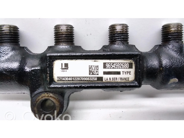 Vstřikovací lišta 9654592680, 220709083258   Citroen Berlingo  pro naftový motor 1.6  