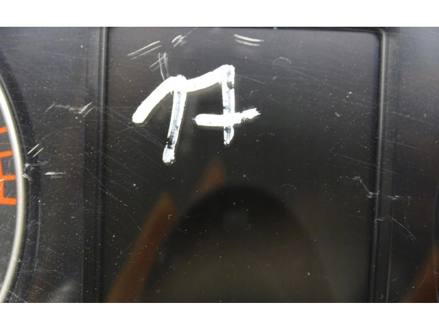 Панель приборов 8R0920980J Audi Q5 SQ5