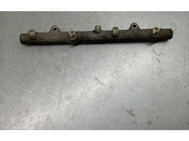 Топливная рампа 0445214011, BOSCH   Rover 75  