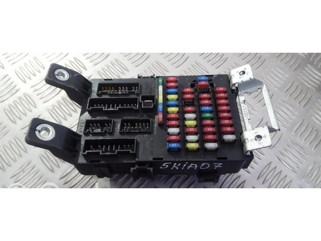 Блок предохранителей 919501g010, ake9250944 KIA Rio