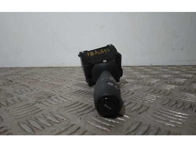 Ручка стеклоочистителей E10646793 Dacia Sandero