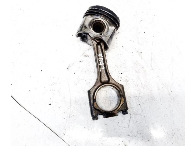  Поршень с шатуном    Volvo XC90  