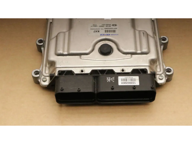 Řídící jednotka 39128-04047   KIA Stonic 2019