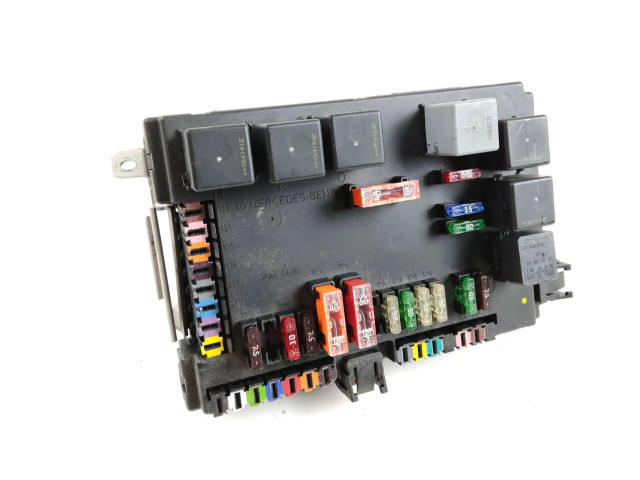 Pojistková skříňka A2215402550, A2215450801 Mercede-Benz S W221 2006