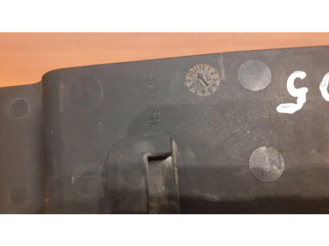 Другая деталь салона