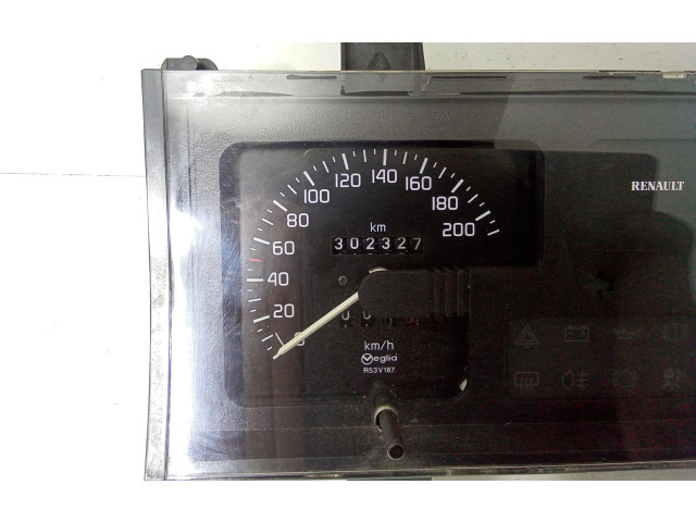 Панель приборов D7FA7 Renault Clio I