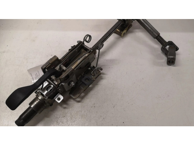 Крестовидная связь оси рулевого колеса