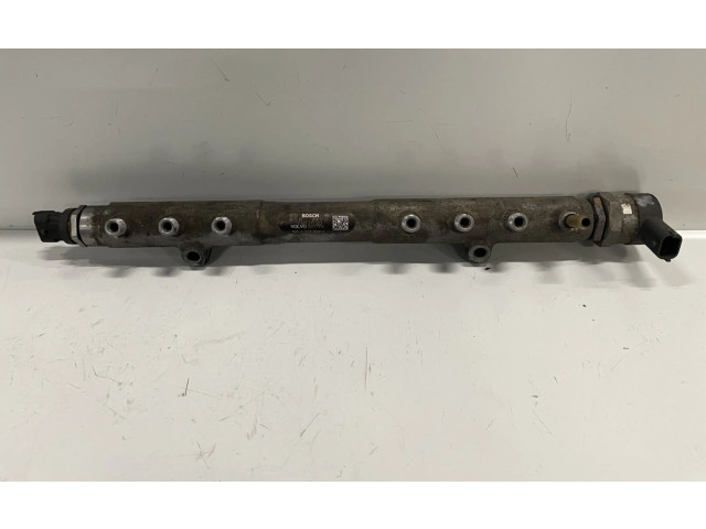 Топливная рампа 30777554, 30777554   Volvo XC90   для двигателя D 5244 T4