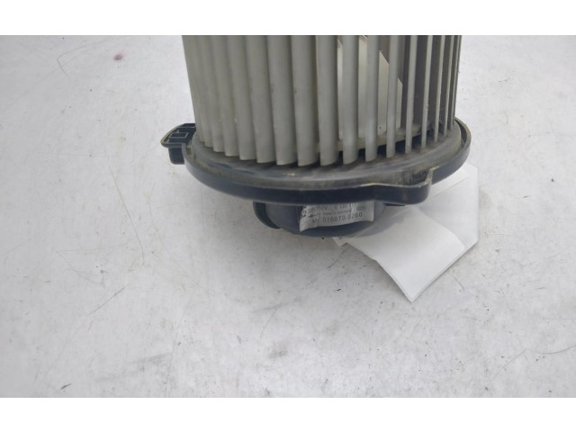 Вентилятор печки    MF0160700260   Mitsubishi Carisma