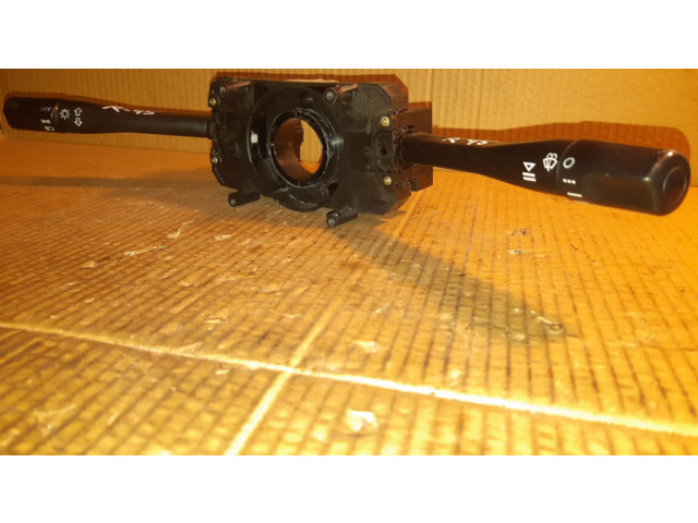 Ручка поворотов/ фонарей