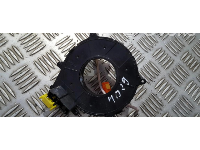 Подрулевой шлейф SRS    Toyota Hiace (H200)