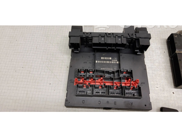 Řídící jednotka 03G906021CG, 03G906021PD Volkswagen Caddy 2008